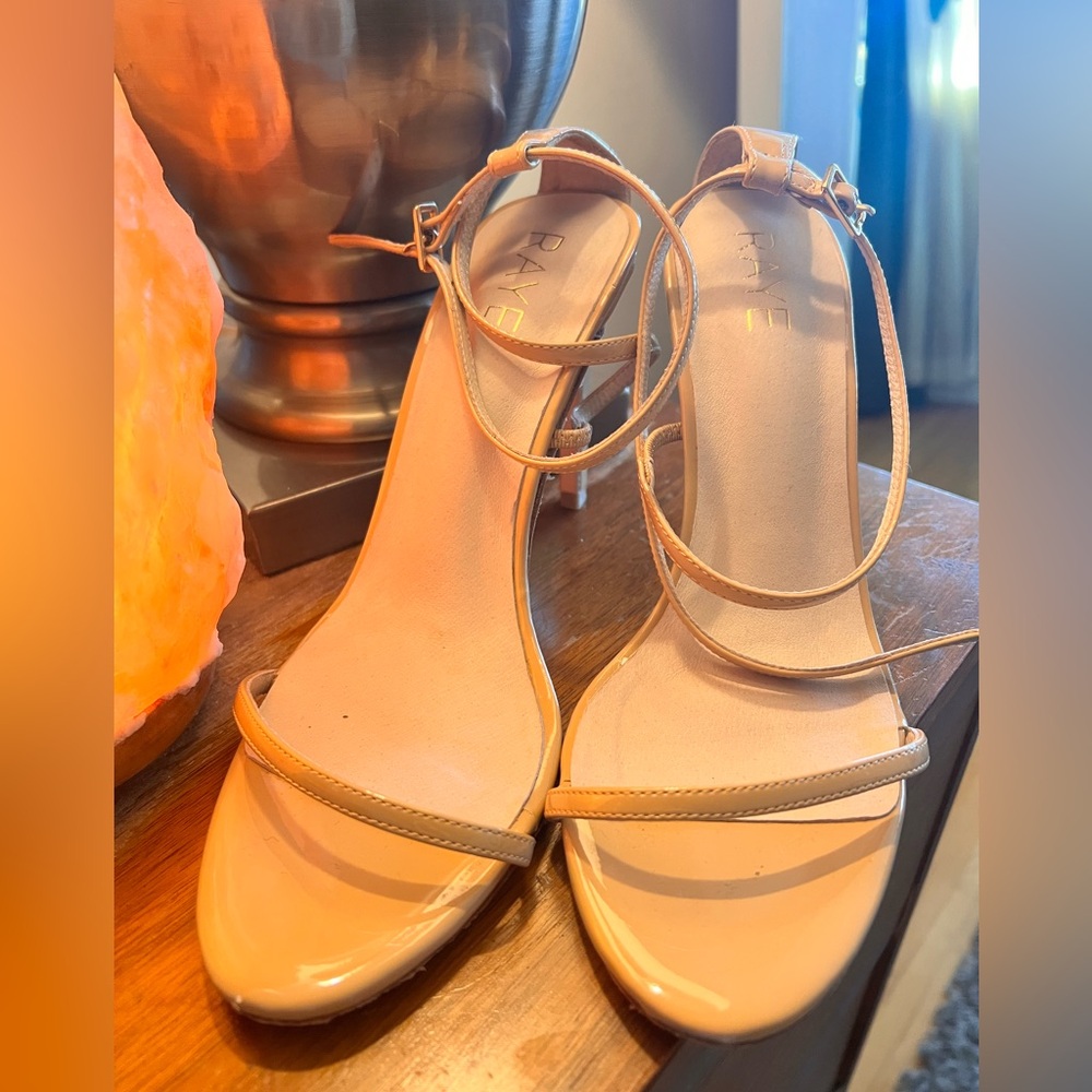 Hello Heel in Nude RAYE